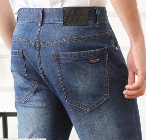 Эффектные классические джинсы