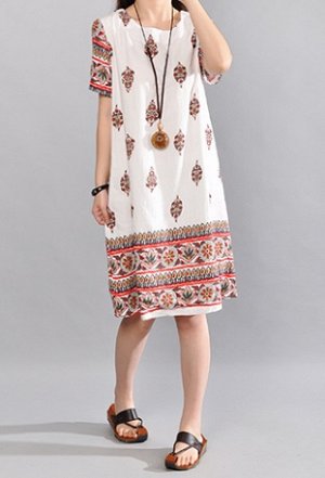 Платье с округлым вырезом горловины и короткими рукавами цвет: БЕЛЫЙ