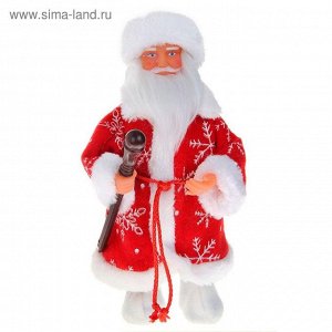 Дед Мороз, в красной шубе и валенках, с посохом, русская мелодия