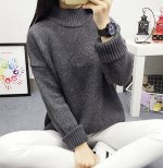 Уютный и мягкий свитер с высоким горлом