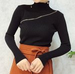 Водолазка с оригинальным дизайном
