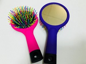 .CECILIA 8599 Расческа-массажка с цветнами зубчиками+зеркало, new!