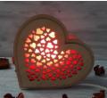 Солевая лампа "Деревянный с узором" сердце с красной лапой 1,3 кг