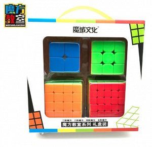 Набор из четырёх кубиков