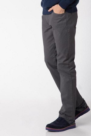 брюки Параметры модели: Рост: 1,89 Грудь: 99 Талия: 75Бедра: 99;  Надет размер: 30 Размер - 32 Рост; Cotton 100%  для мужчин брюки; узкие (зауженные) брючины;  заниженная Талия; узкие (зауженные) брюч