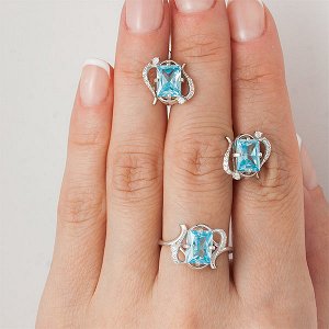 Серебряное кольцо с фианитом голубого цвета 036