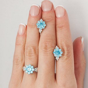 Серебряное кольцо с фианитами голубого цвета 140