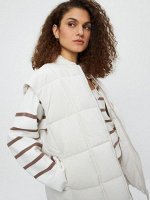 Жилет женский молочный