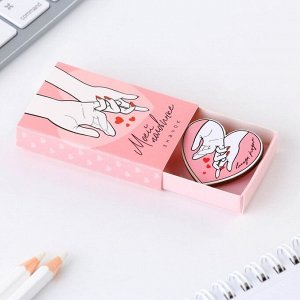 Значок в коробочке «Моей половинке», 2,7 х 3 см