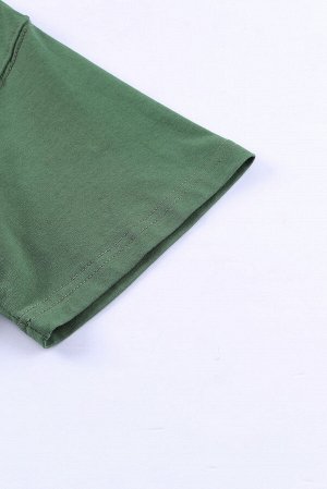 Зеленая базовая футболка из трикотажа с нагрудным карманом