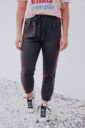 Черные трикотажные брюки с карманами