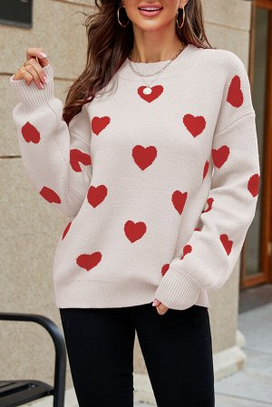 Белый вязаный свитер с сердечками