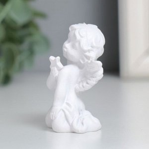 Фигурка полистоун «Белоснежный ангел со звёздочкой», 4.5x3.5x5.5 см, МИКС