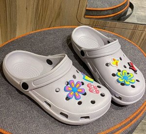 Кроксы с съемной аппликацией, не скользящие легкие, серый