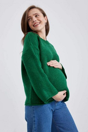 Базовый трикотажный свитер для беременных обычного кроя с круглым вырезом