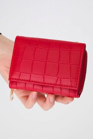 Красный бумажник с крокодиловой отделкой