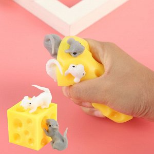 Мышки в сыре - игрушка антистресс