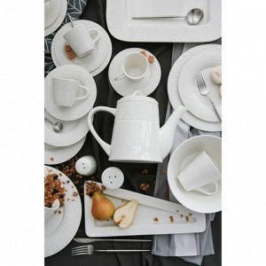 Чайник фарфоровый заварочный Magistro Сrotone, 1,4 л, цвет белый