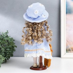 Кукла коллекционная керамика "Маша в голубом платье в клетку с ромашками, в шляпке" 30 см