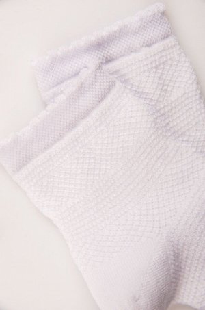 Ажурные носки для девочки, белый цвет