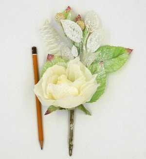 Роза веточка в снегу блеск 30 см цвет белый