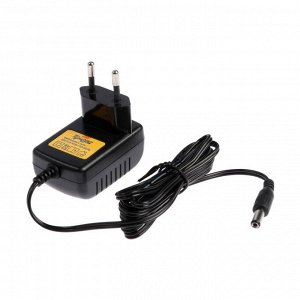 Шуруповерт ТУНДРА, патрон БЗ до 10 мм, подсветка, Li-ion 1300 mAh=12V, 550 об/мин, 18 Н*м