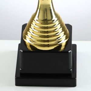 Кубок 154А, наградная фигура, золото, подставка пластик, триколор, 59 х 23 х 12 см