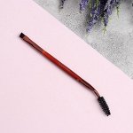 Кисть для макияжа «Brush WOOD», двусторонняя, с щёточкой, 14,5 см, цвет коричневый/золотистый