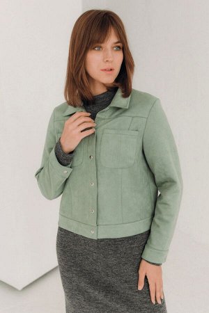 Оливковая замшевая куртка на кнопках с карманами