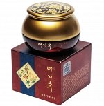 Bergamo Крем для кожи вокруг глаз с экстрактом женьшеня Luxury Yezihu Eye Cream, 30 гр