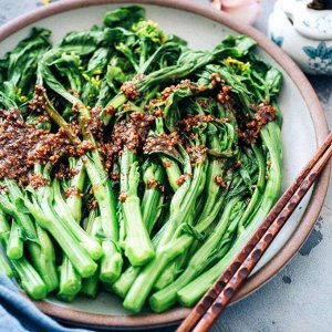 Помидом Гонконг Чой Сум — Китайская Спаржевая Капустка — Early Green Choy Sum Hong Kong