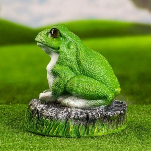Садовая фигура "Лягушка на камне" 22см