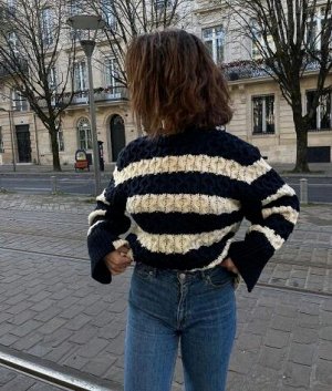 Свитер Стильный свитер
Единый размер
Длины 70 см