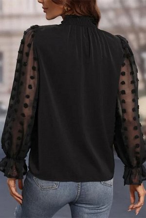 Черная блуза в швейцарский горошек с высокой горловиной