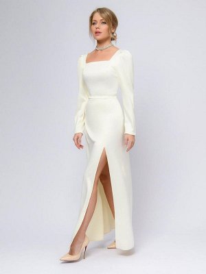 Платье ванильного цвета длины макси с прямоугольным вырезом и разрезом на юбке