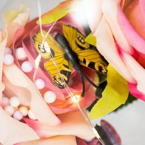 Фигурка световая в колбе RISALUX «Цветы и бабочки», LED-ночник, от батареек 3xААА, 13.5x13.5x20.5 см