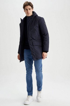 Пальто Slim Fit с капюшоном и подкладкой из искусственного меха
