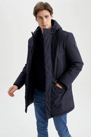 Пальто Slim Fit с капюшоном и подкладкой из искусственного меха