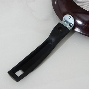 Сковорода «Хозяюшка», d=24 см, съёмная ручка, антипригарное покрытие, цвет бордовый