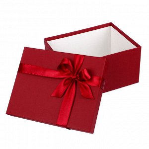 Коробка подарочная с бантом тиснение Рогожка 21х17х11 см бордовый