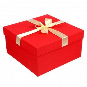 Коробка подарочная с бантом тиснение Рогожка 21x21x11 см красный