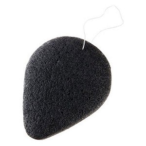 Спонж-конняку с древесным углем для умывания лица The Face Shop Daily Beauty Tools Charcoal&Konjac Cleansing Puff, 1шт