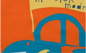 Оранжевая футболка с машиной и надписью