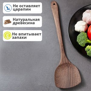 Деревянная кухонная лопатка