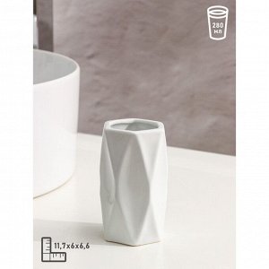 Набор аксессуаров для ванной комнаты Доляна «Геометрия», 4 предмета (дозатор, мыльница, два стакана), цвет белый