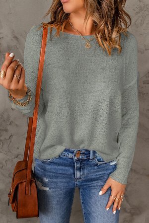Серый свитер со спущенной линией плеча и длинным рукавом