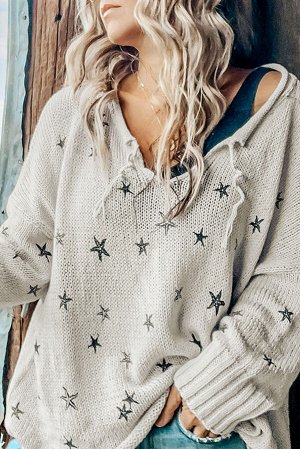 Белый легкий вязаный свитер с принтом звезд и завязками