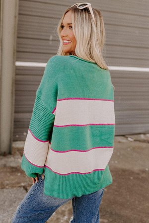 Зеленый полосатый свитер с пуговицами