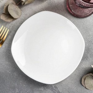 Тарелка фарфоровая пирожковая квадратная Wilmax Ilona, 16,5x16,5 см, цвет белый