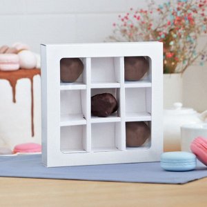 Упаковка для конфет 9 шт., 13.5x13.5x4 см, белый